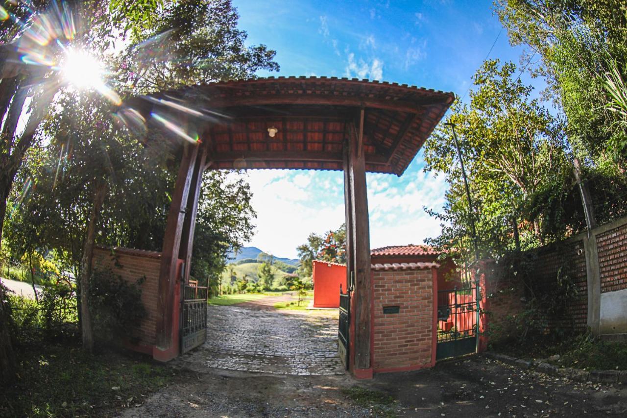 Pousada Pedra Da Mina Passa Quatro Exterior photo